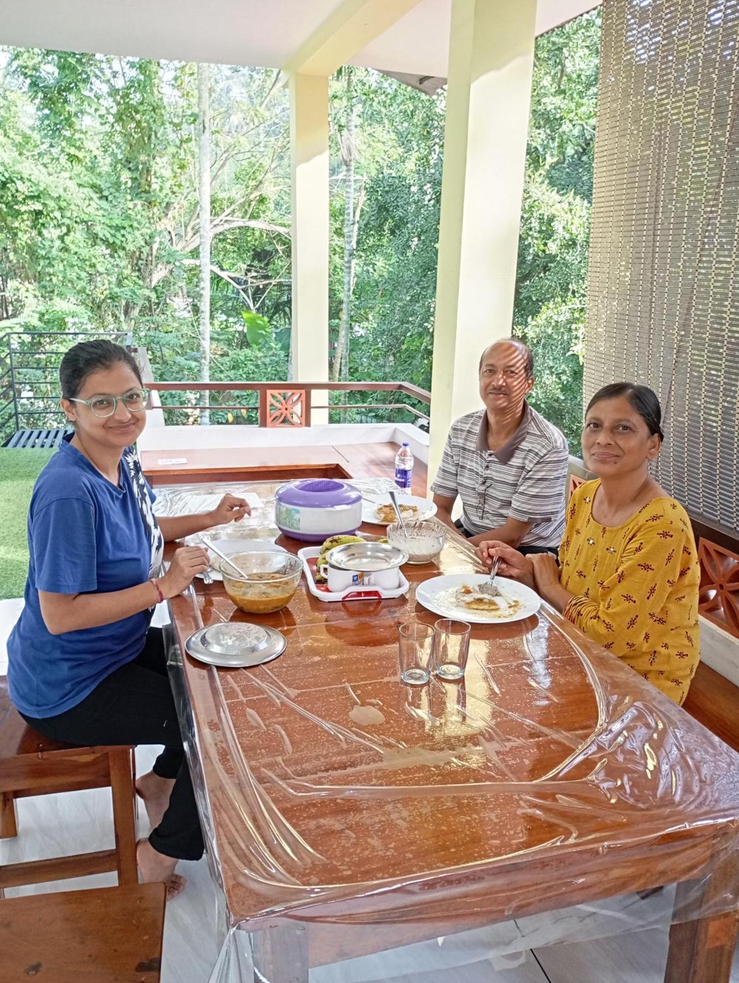 Munroe Vision Panakkattu Homestay Mundrothuruth Exterior photo